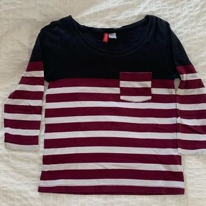 H&M Divided size 2 tee